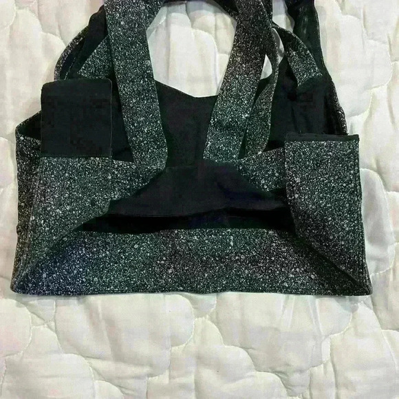 NWOT Lululemon  Invigorate Bra In soundwave size 6 - Picture 8 of 11